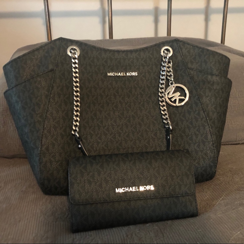 Michael Kors Purse and Wallet Set